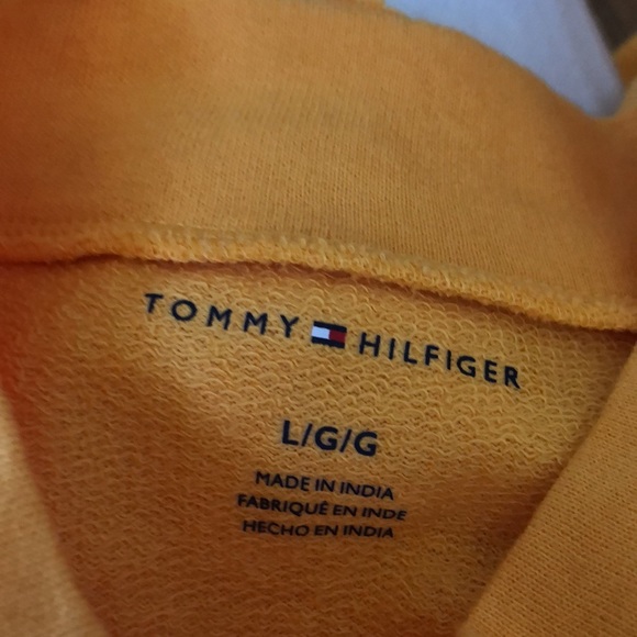 Nwot Tommy crop top - Picture 4 of 5